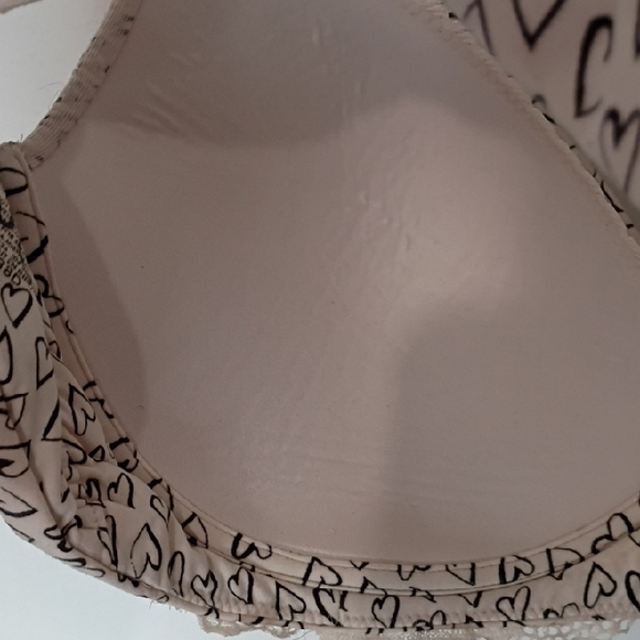 Victoria's Secret T-shirt Bra 38D Heart Patterned Print Bra Pink Black Underwire - Picture 10 of 15
